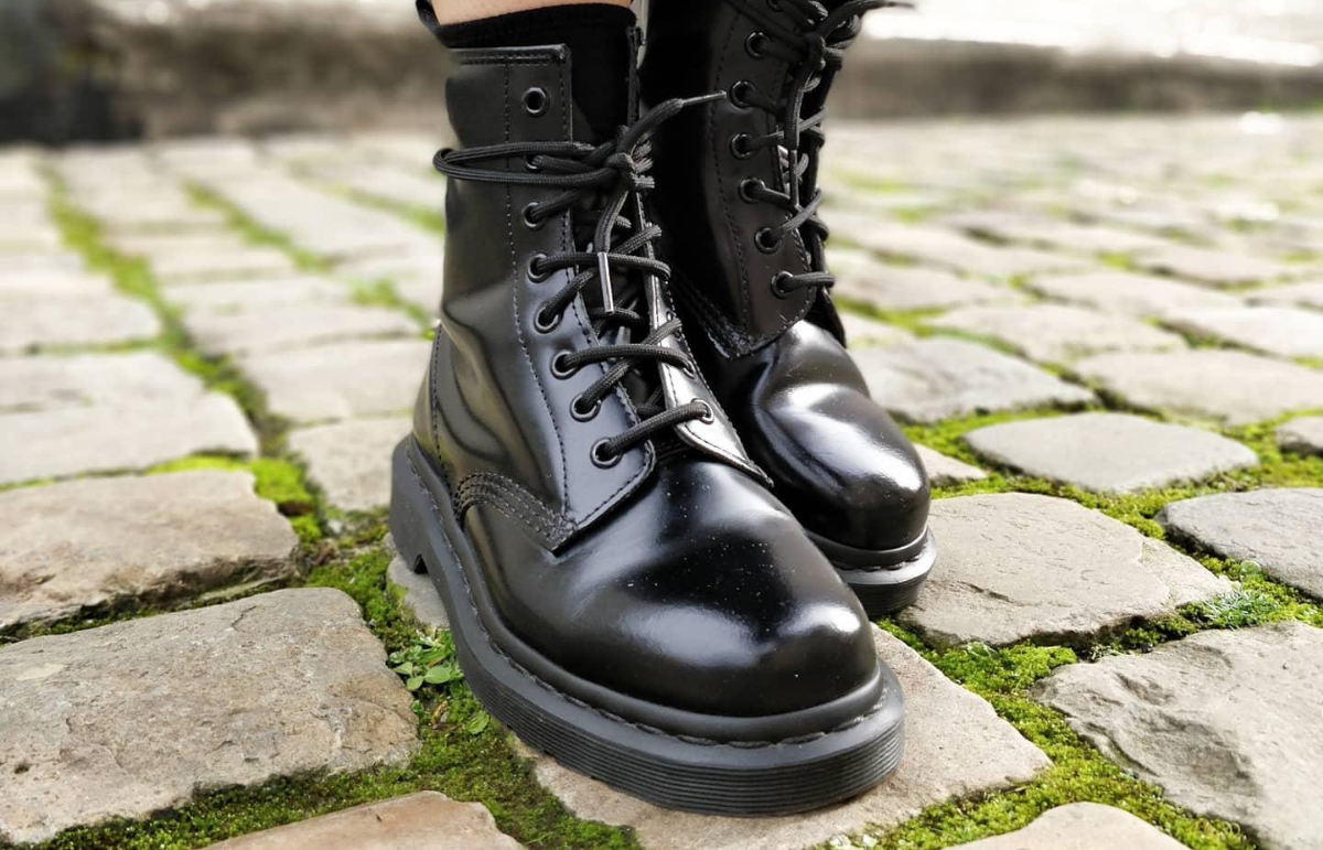 20 off doc martens